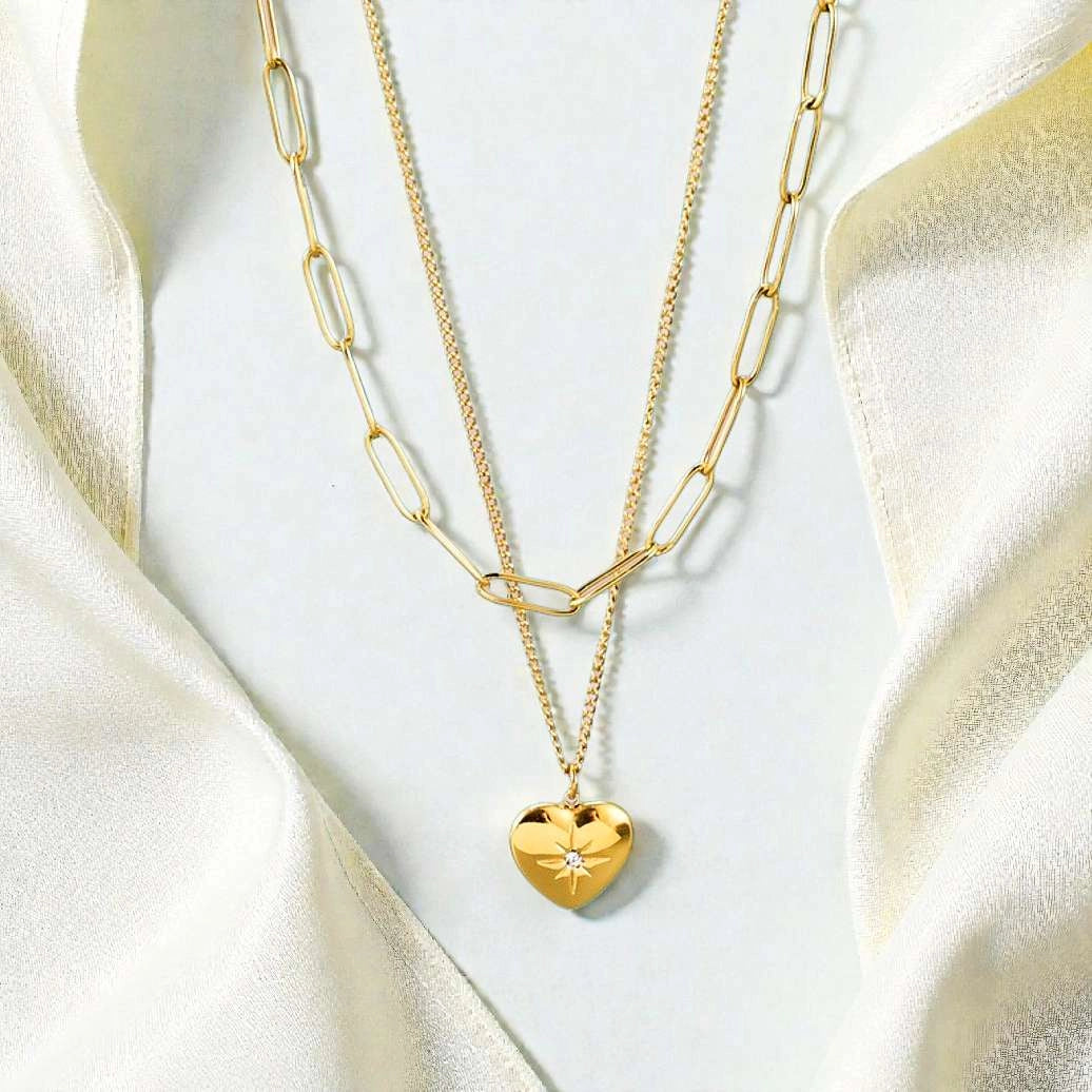 Collar de Doble Cadena con Estrellas